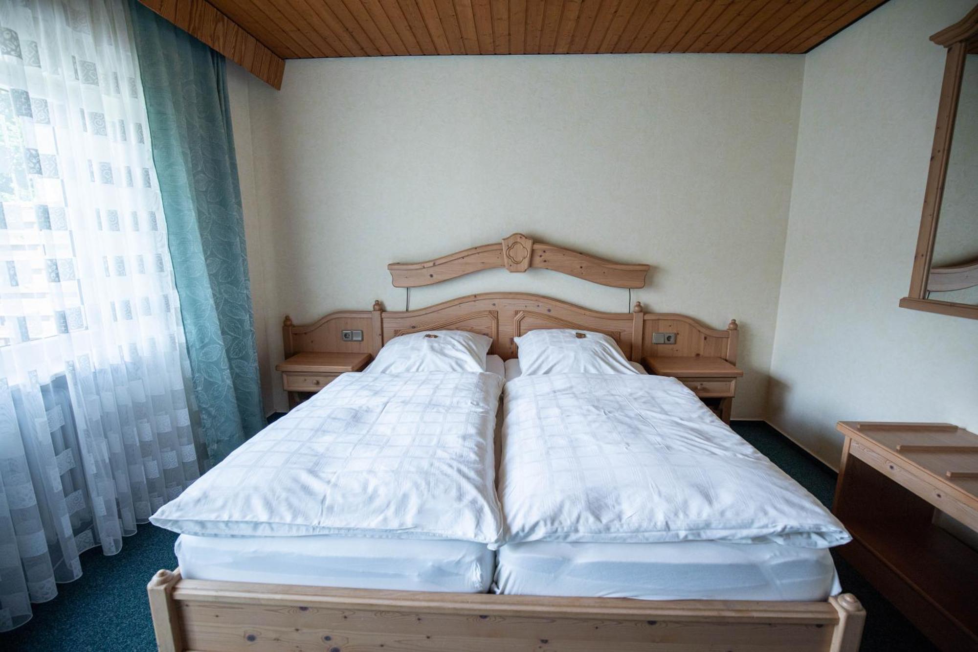 Landhotel Jaegerhof Bischofsgrün エクステリア 写真
