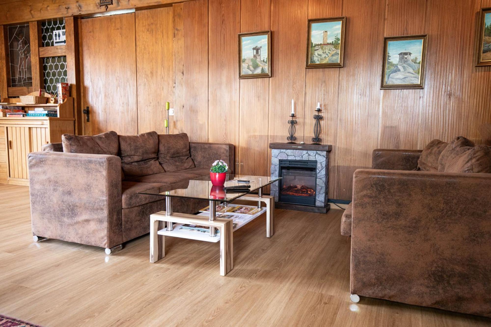 Landhotel Jaegerhof Bischofsgrün エクステリア 写真