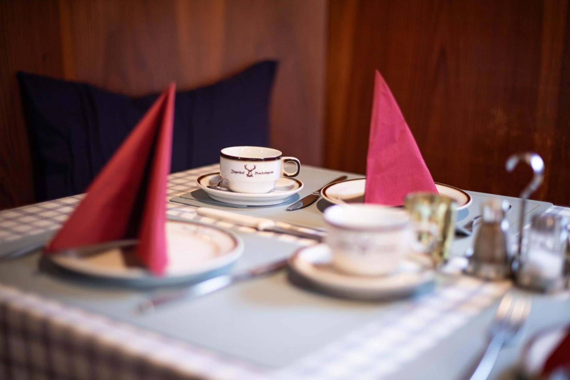 Landhotel Jaegerhof Bischofsgrün エクステリア 写真