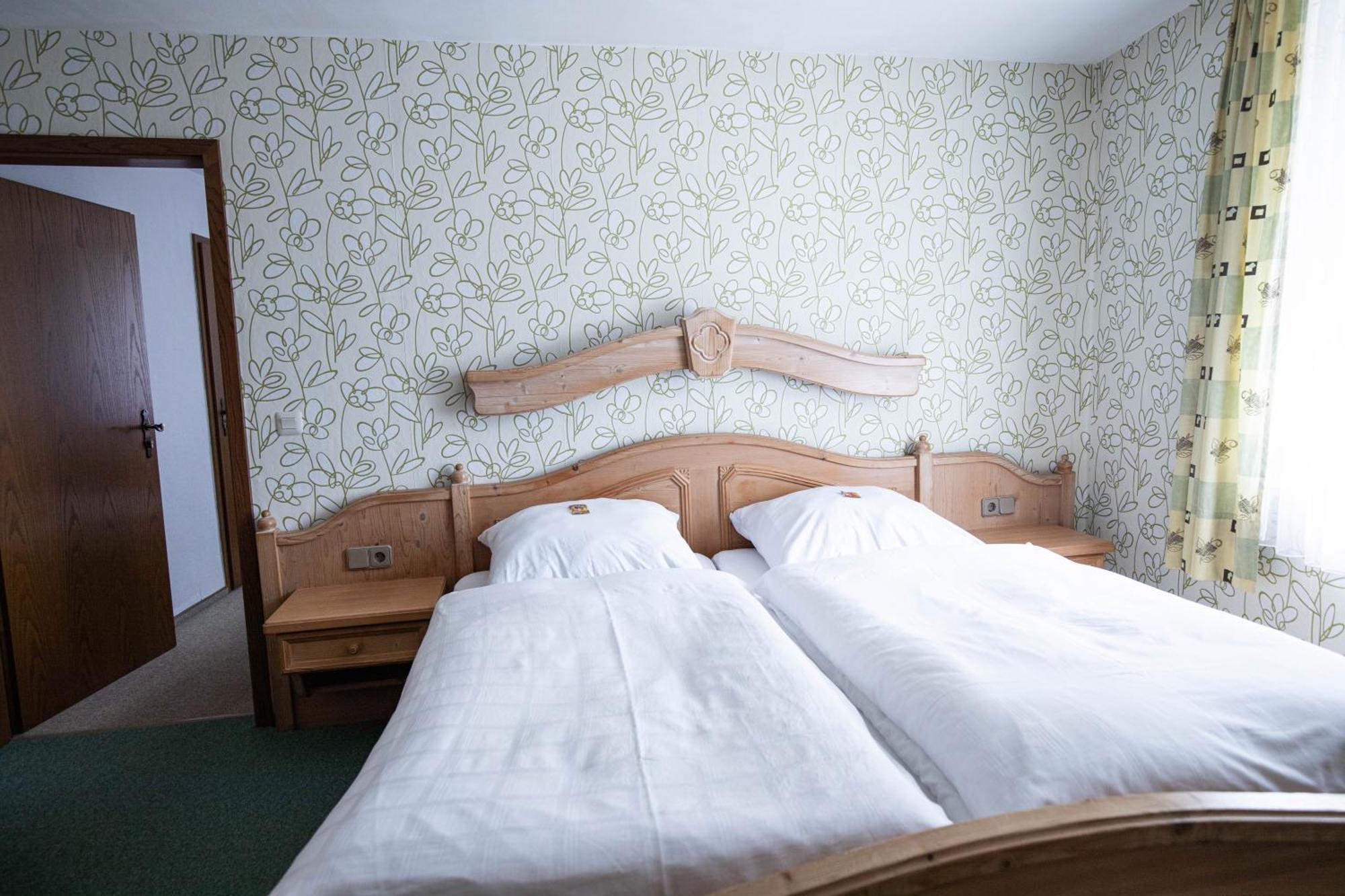 Landhotel Jaegerhof Bischofsgrün エクステリア 写真